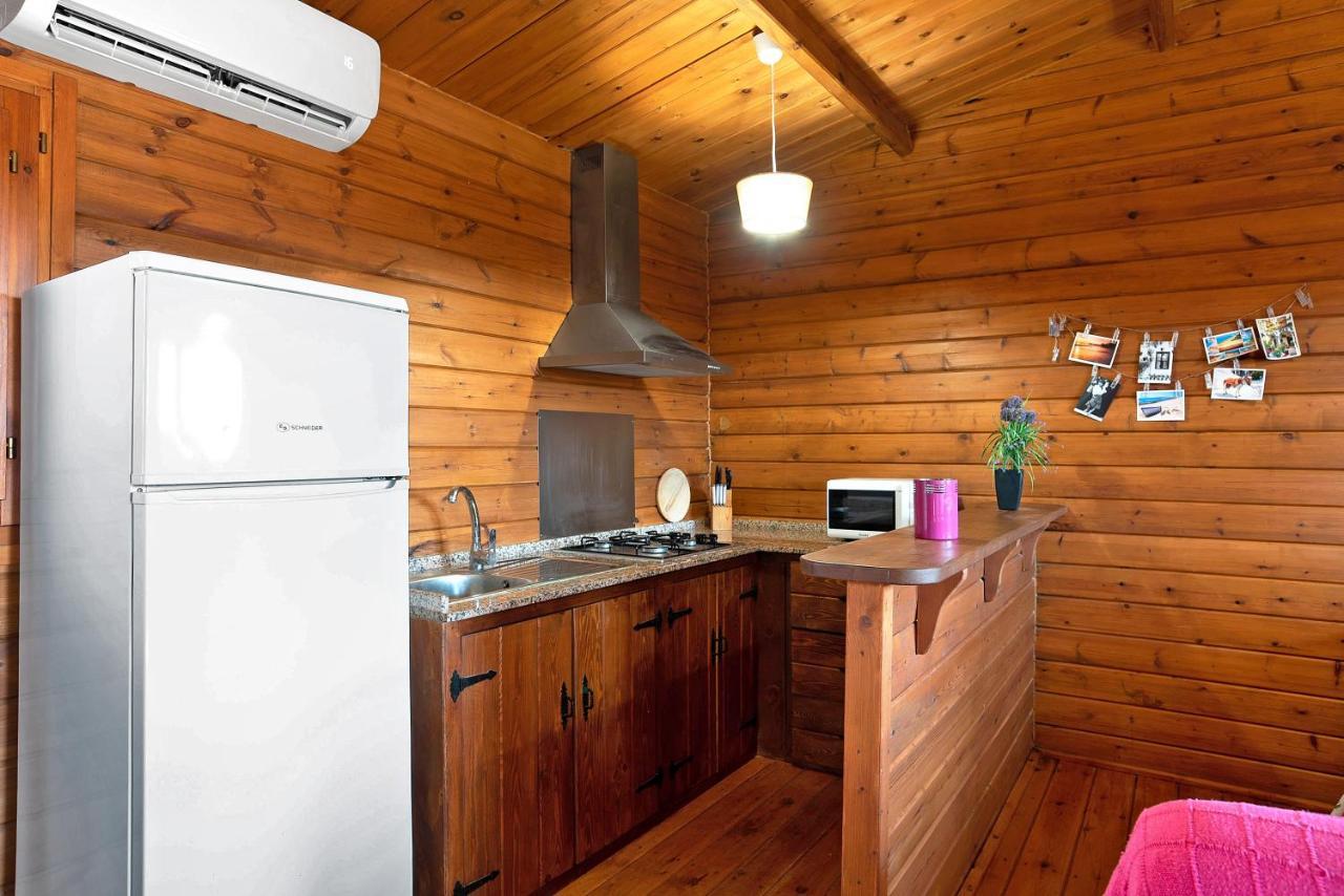 Casa Juana Madera Villa Zahora Bagian luar foto